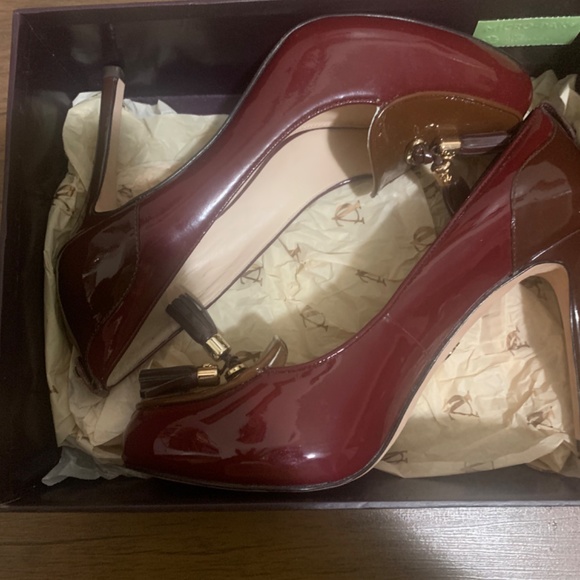 Vince Camuto Vi-Pandory Heels - Picture 5 of 5